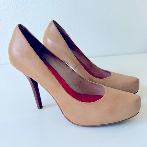 Diego Di Lucca Shoes - Diego Di Lucca Collezioni Tan Leather Stacked Pump/Heel Cushioned Size 9M